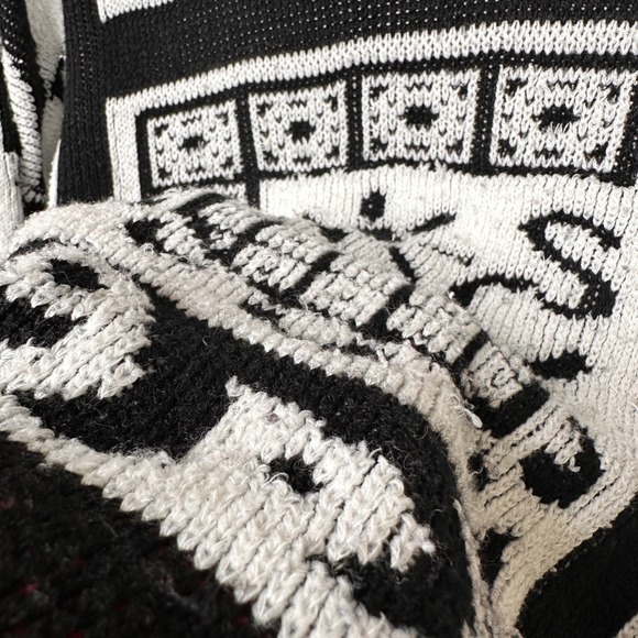 VTG Courtney Blake Acrylic Knit Rose Graphic Sweater Oversize USA Made Red White - Picture 3 of 8